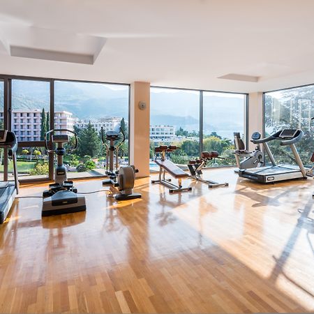 Iberostar Waves Bellevue All Inclusive Becici  Bagian luar foto
