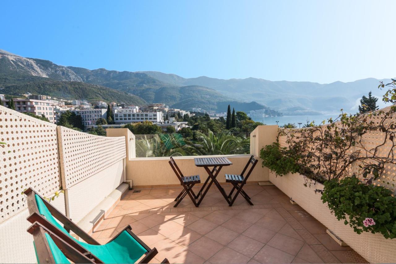 Iberostar Waves Bellevue All Inclusive Becici  Bagian luar foto