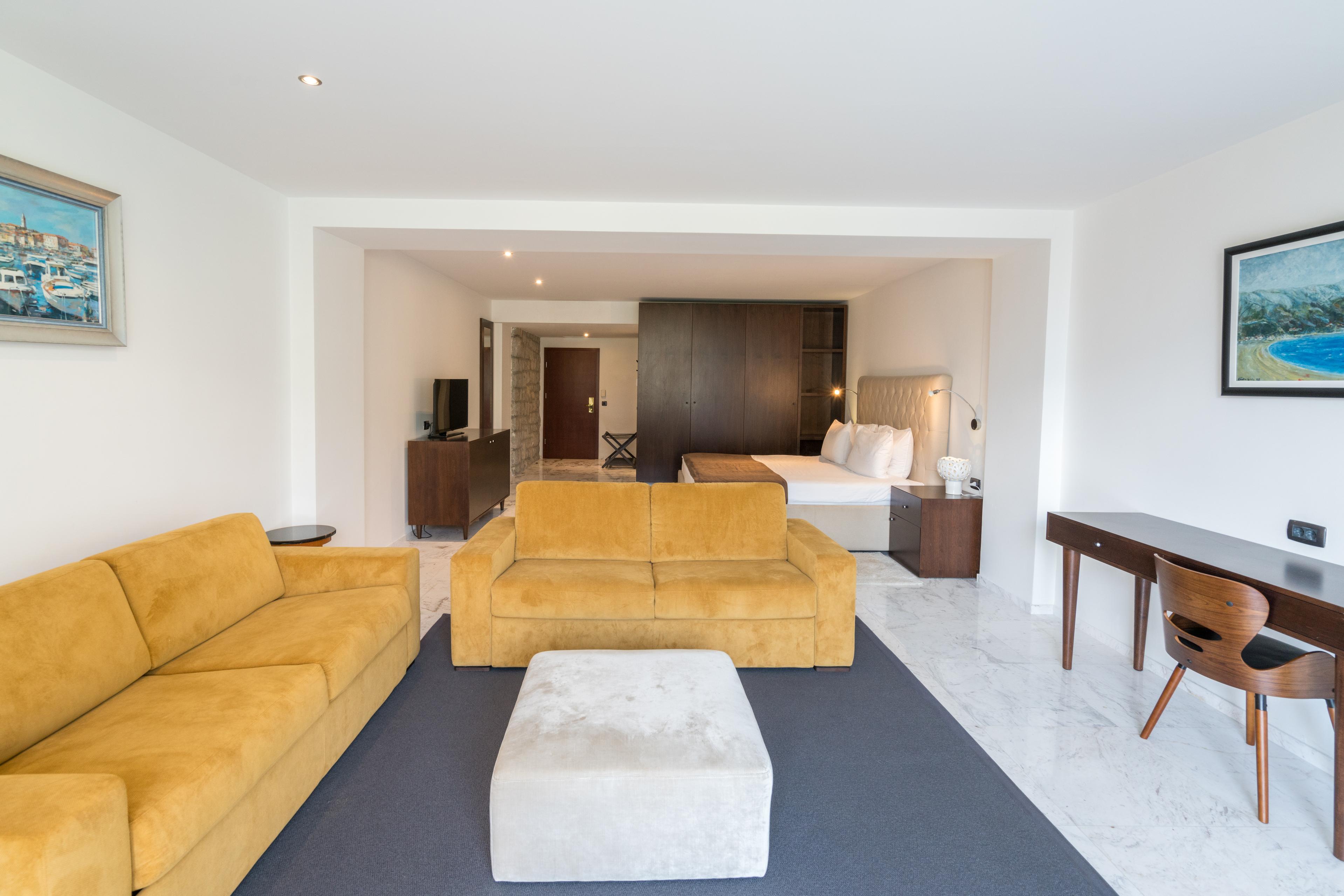 Iberostar Waves Bellevue All Inclusive Becici  Bagian luar foto