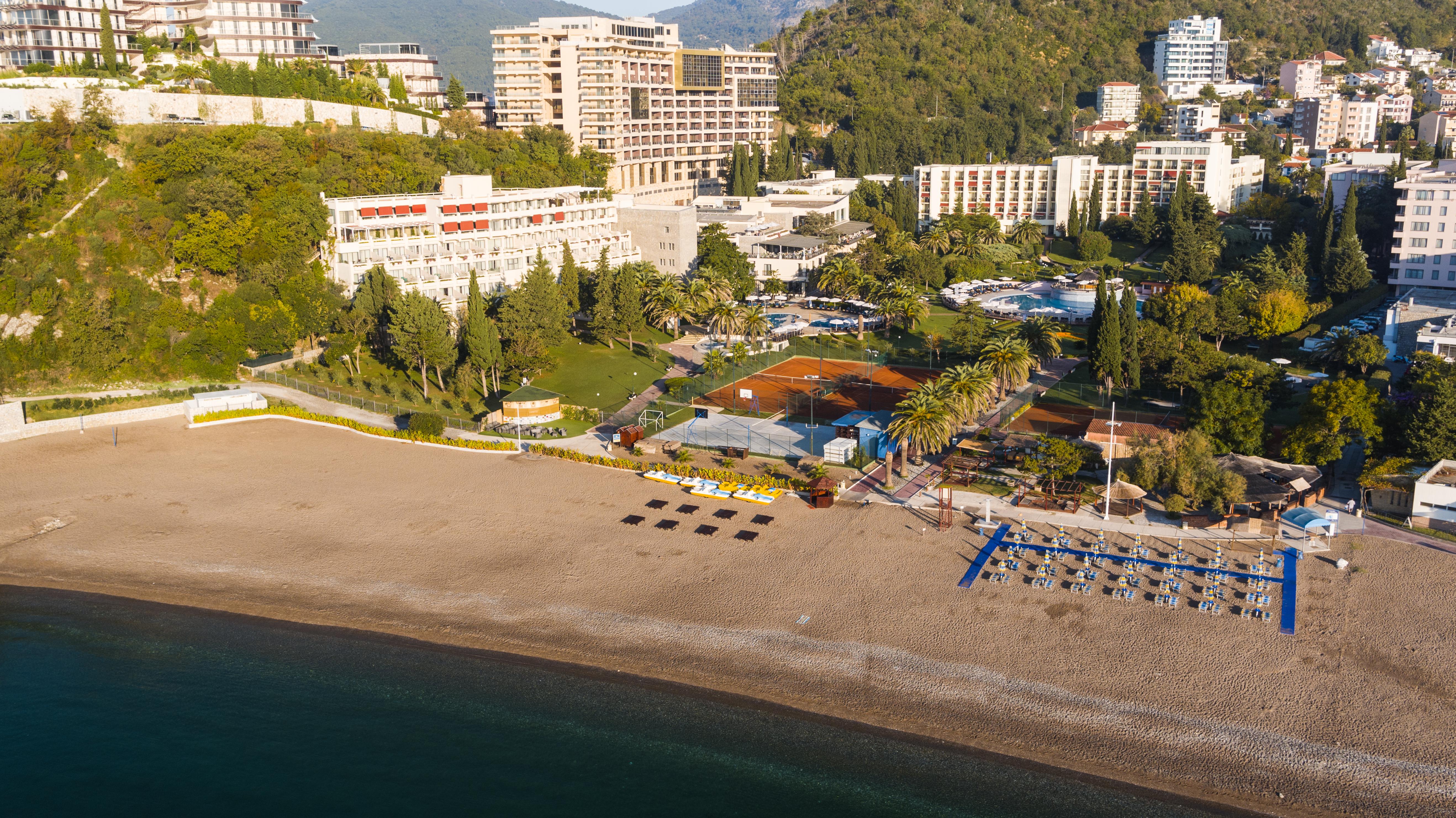 Iberostar Waves Bellevue All Inclusive Becici  Bagian luar foto