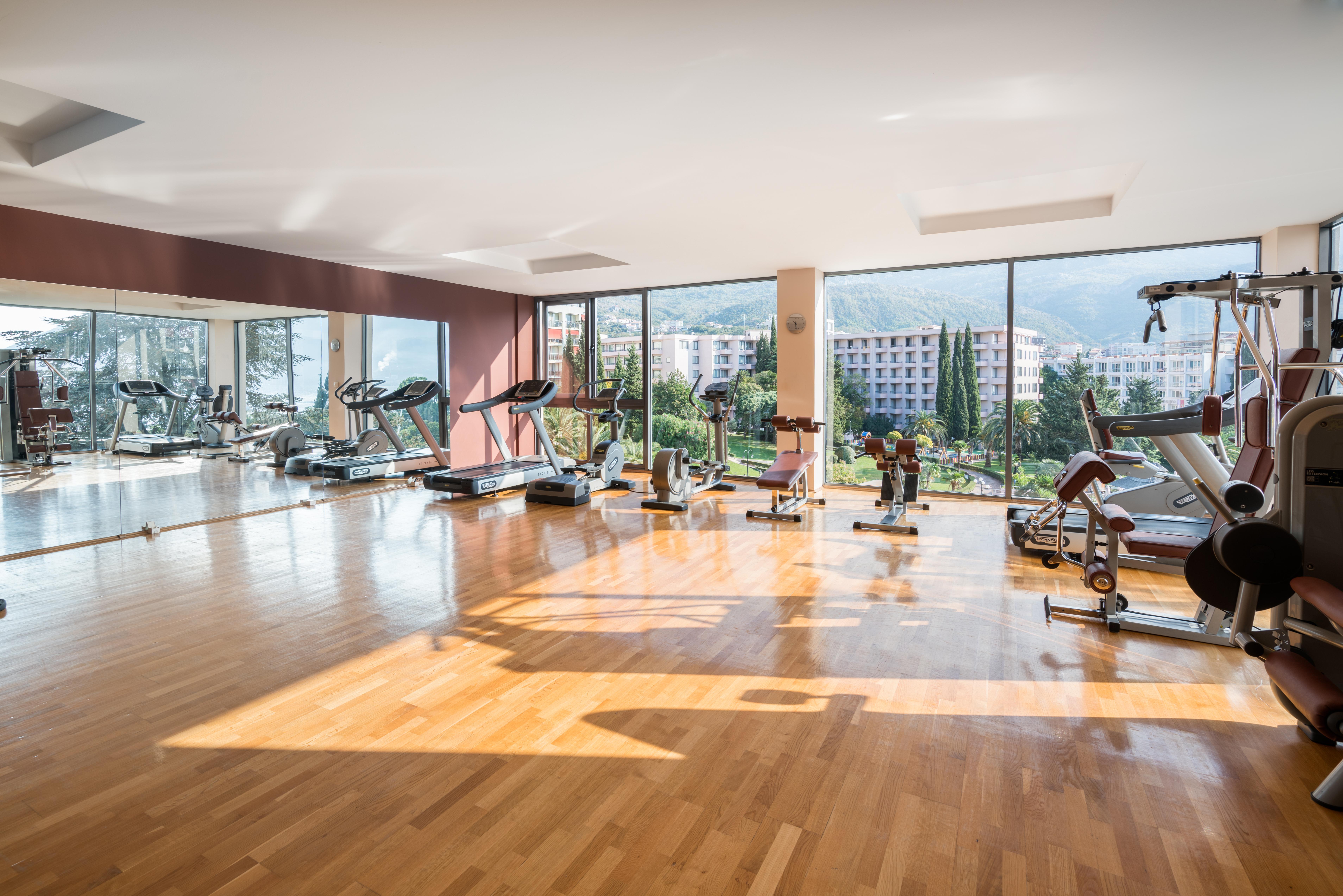 Iberostar Waves Bellevue All Inclusive Becici  Bagian luar foto